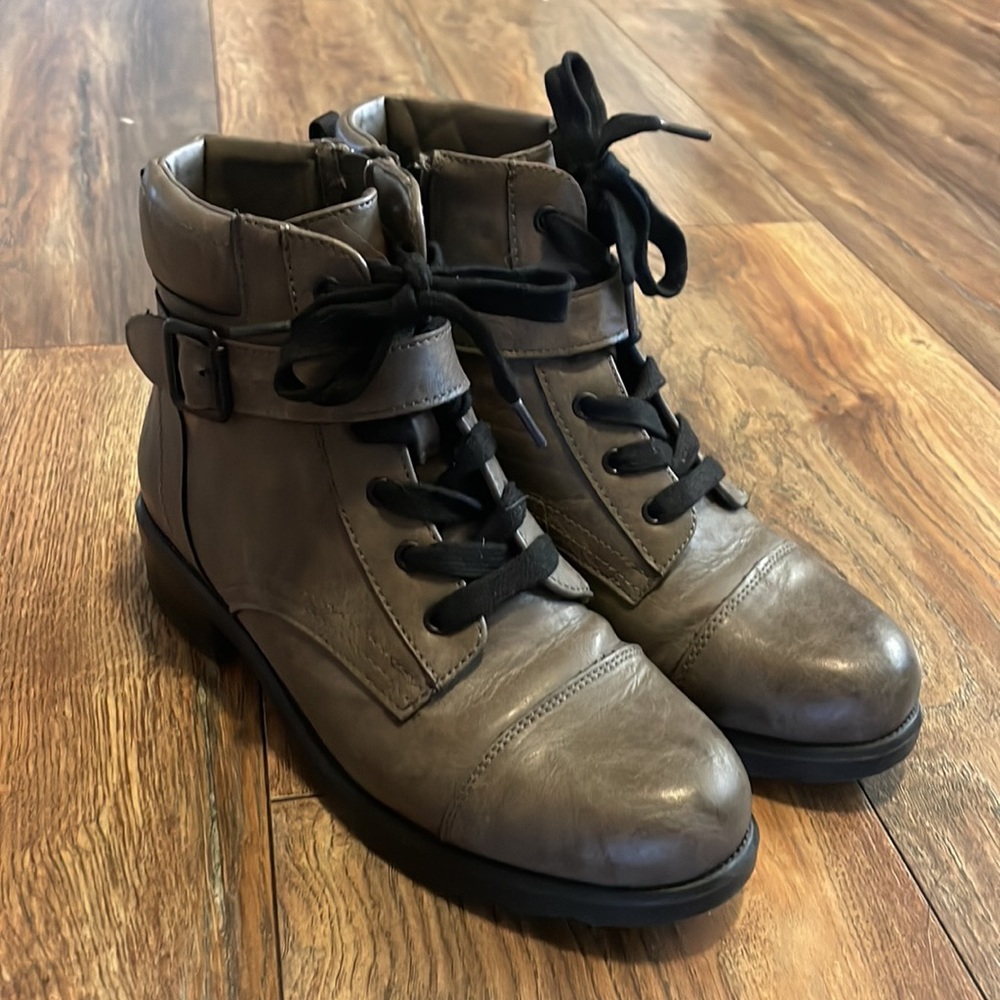 Boots - Picture 2 of 2